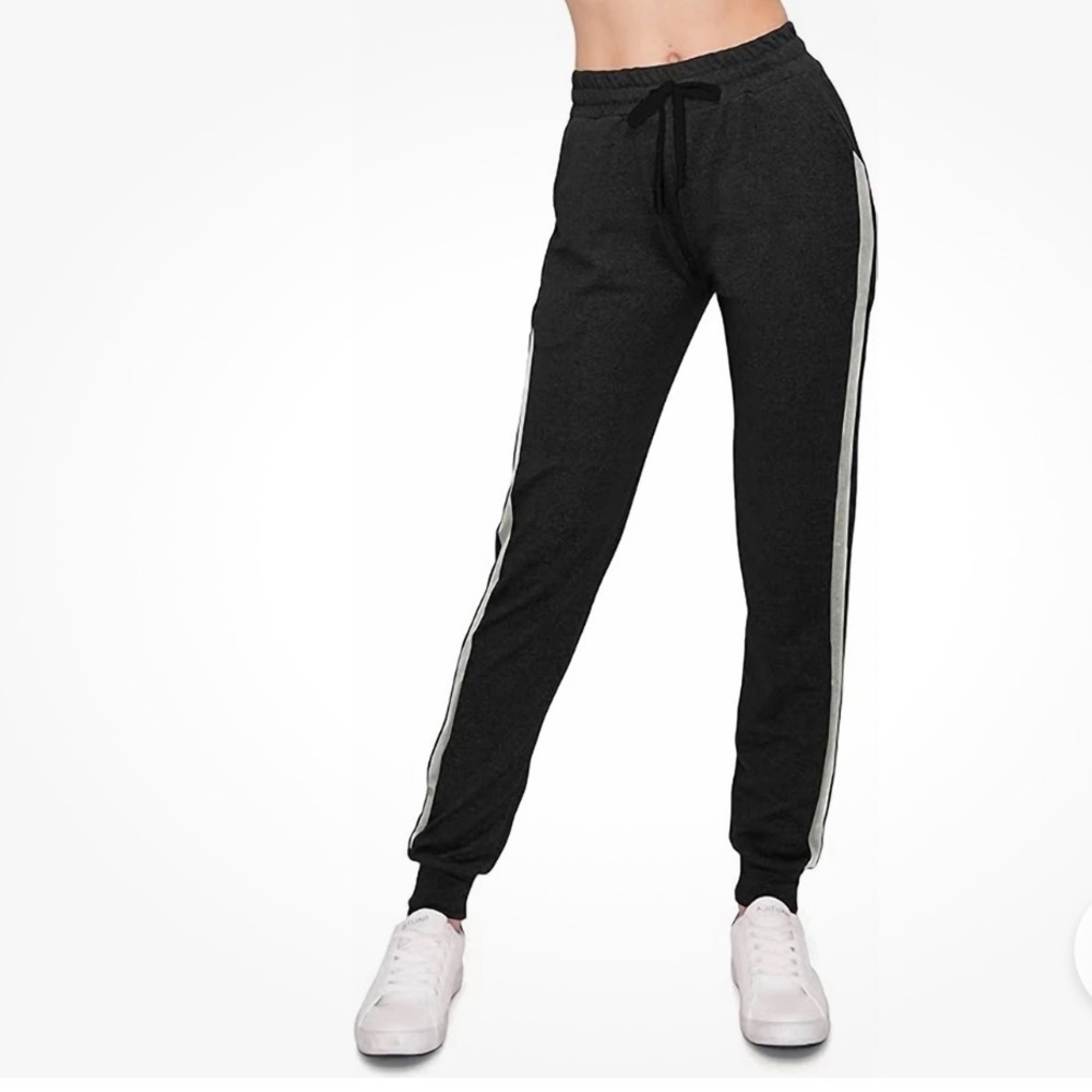 WHY DRESS Rhinestone Trim Lounge Sweatpants - Picture 4 of 15
